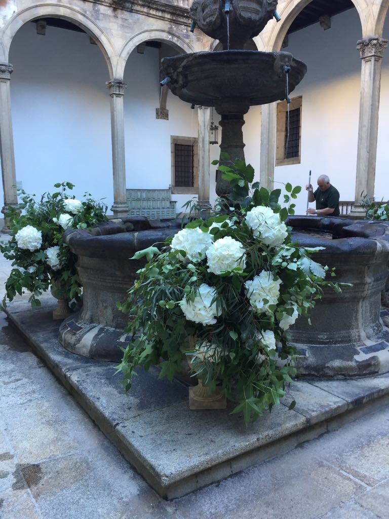 fuente del patio de san juan